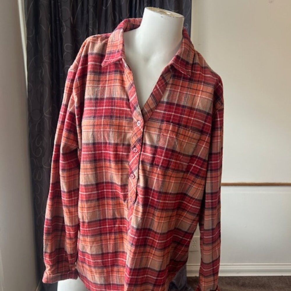 Weatherproof Vtg Comfort Stretch Orange Plaid V-neck button down tunic, size XL